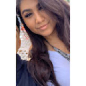 Meet your Posher, Elise